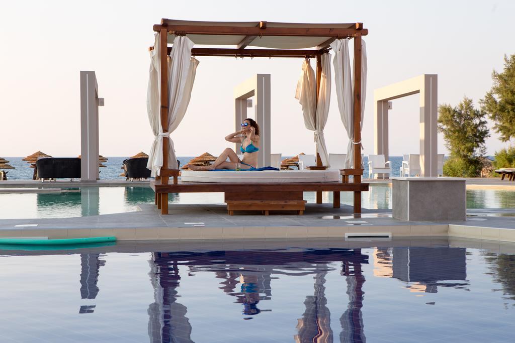 Santa Helena Beach Resort Platanés Exteriör bild