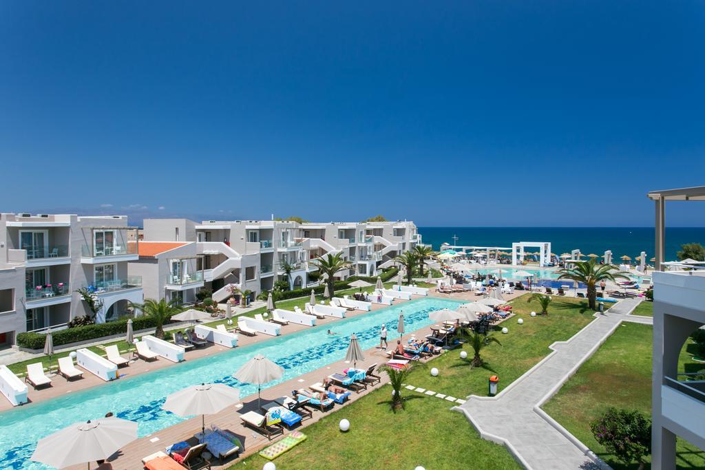 Santa Helena Beach Resort Platanés Exteriör bild