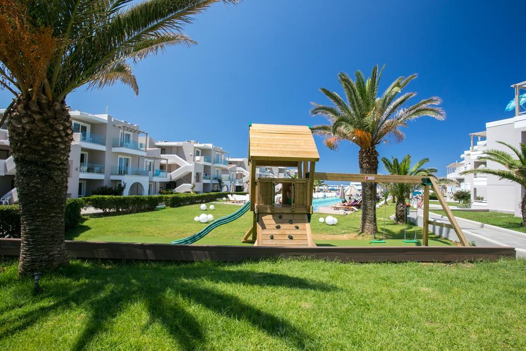 Santa Helena Beach Resort Platanés Exteriör bild