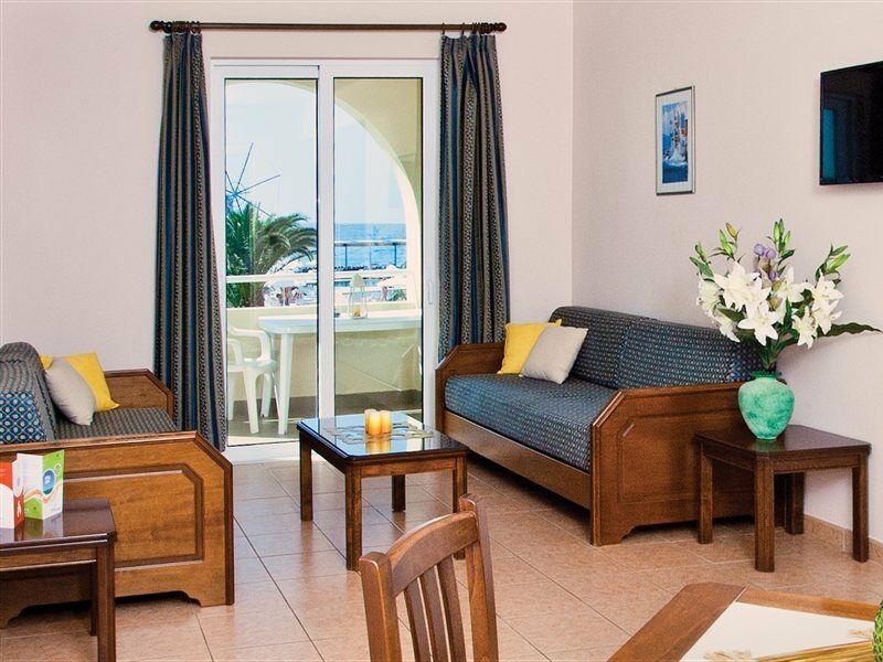 Santa Helena Beach Resort Platanés Exteriör bild